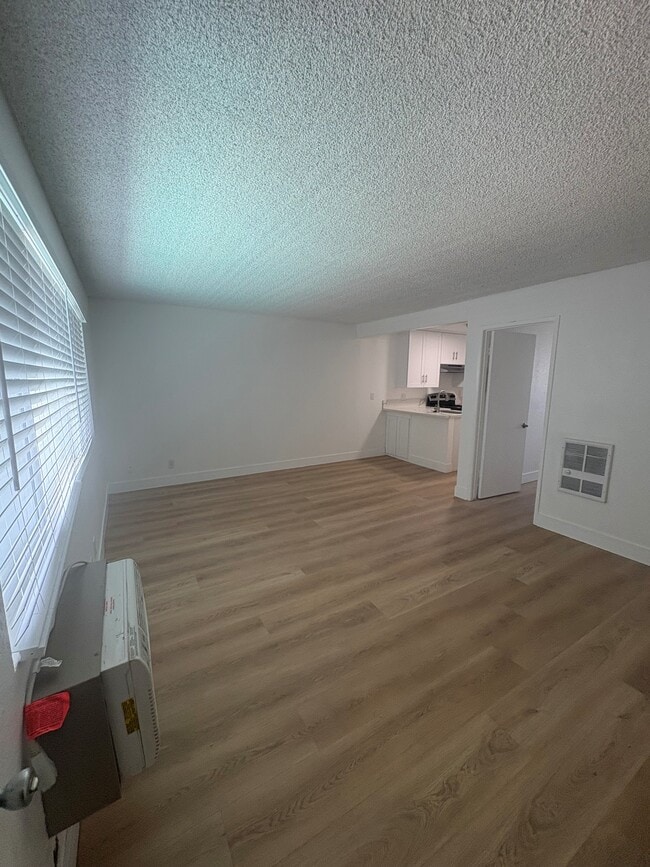 Photo - Excelsior Apartments