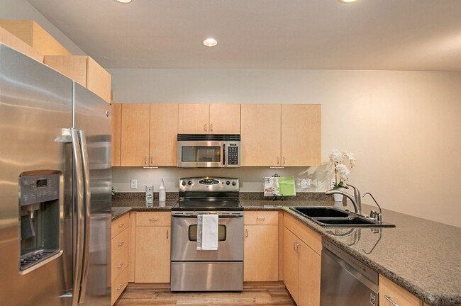 Photo - 1 Bedroom centrally located in Little Italy!! Unit 239
