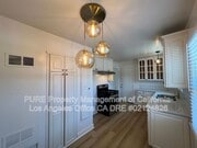 Photo - 625 W 23rd St House
