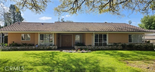 Photo - 460 Winthrop Rd