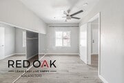 Photo - 810 W 42nd Pl Condo Unit 810
