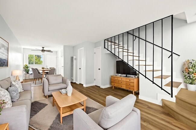Building Photo - 612 San Pascual Ave Unit 5 Rental