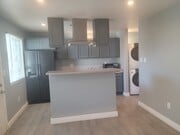 Photo - 19449 Ingomar St