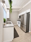 Photo - 1040 W MacArthur Blvd