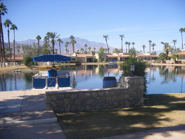 Photo - 195 Desert Lakes Dr