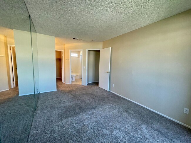 Photo - 69609 Karen Way