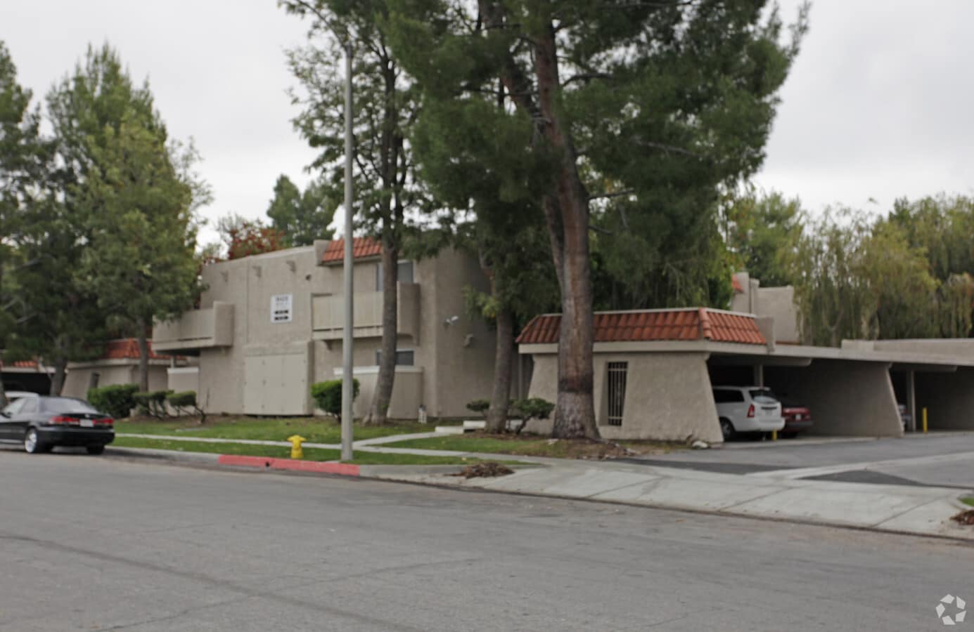 Stillmore Apartments - Stillmore Apartments