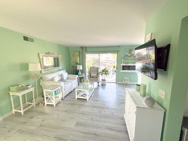 Photo - 291 Sequoia Ct Unit 31