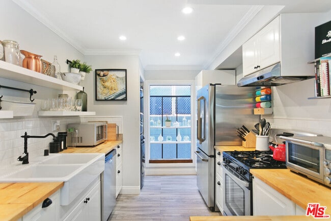 Photo - 1228 18th St Unit C