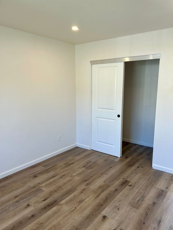 Photo - 4065 Sunnyhill Dr