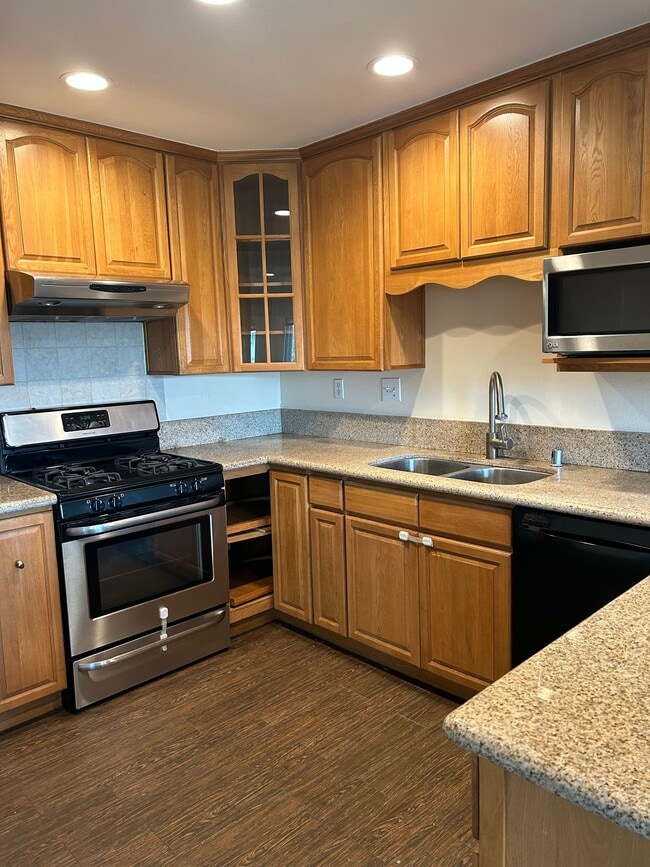 Photo - 26130 Narbonne Ave Unit 138