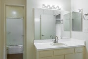 Unit - Olive Tree Apartments