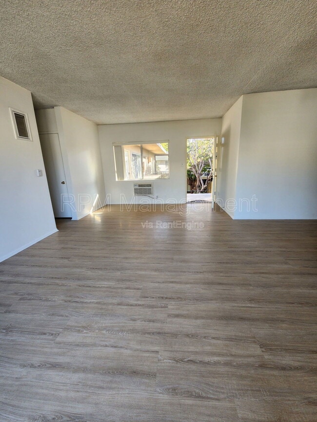 Photo - 4350 Troost Ave Unit 12