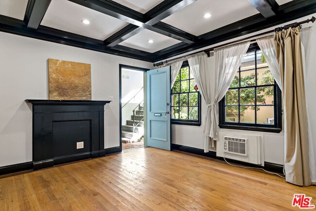 Photo - 1324 Westwood Blvd