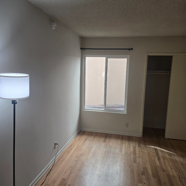 Photo - 1424 Colby Ave Unit 3