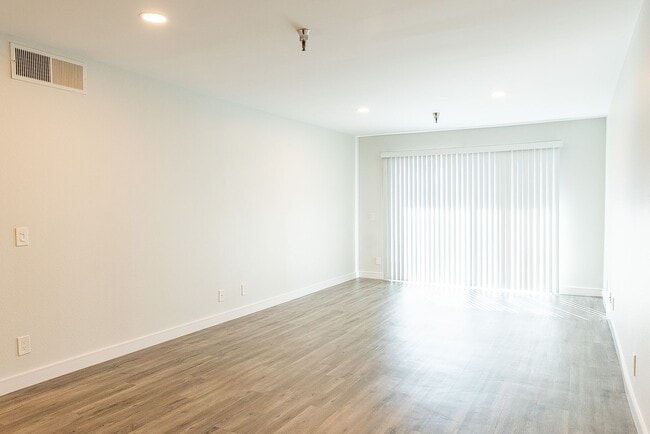 Photo - 110 South Sweetzer Ave