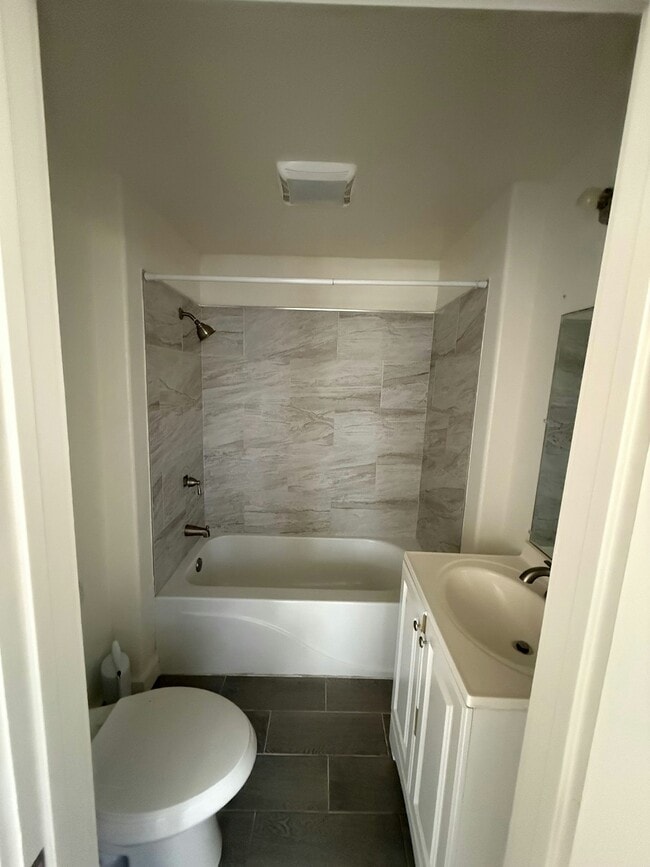 Photo - 3420 Lemon St Unit 3422