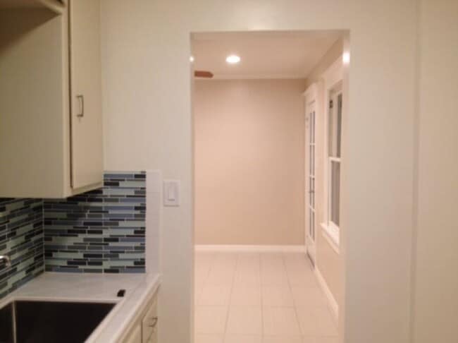 Building Photo - 1314 N Vista St Unit 1314 Rental