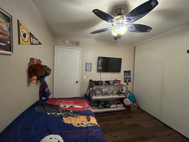 Photo - Beautiful 3 bedrooms corner unit condo located in Poway.