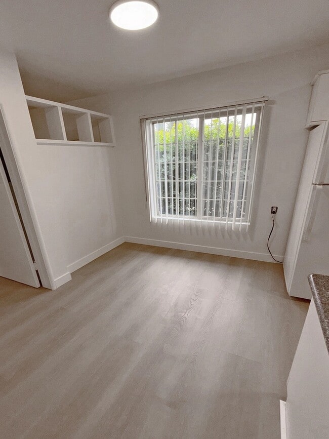 Photo - 4402 Mammoth Ave Unit 8