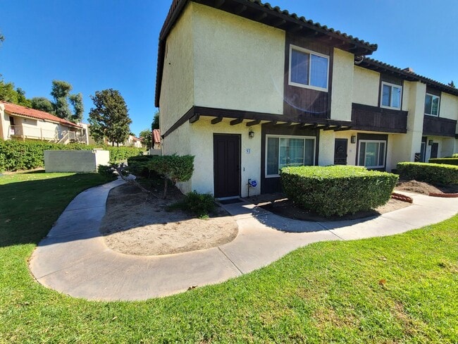 Building Photo - $500 MOVE-IN CREDIT w/Approved 675+ Credit...