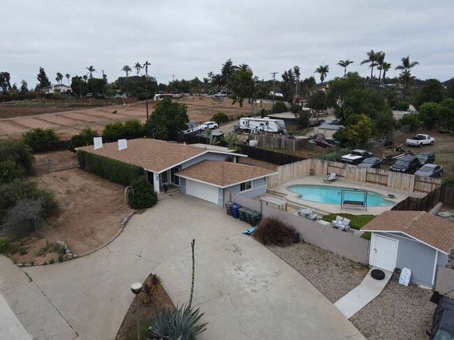 Photo - RURAL CHARM ON TOP OF THE HILLS IN VISTA