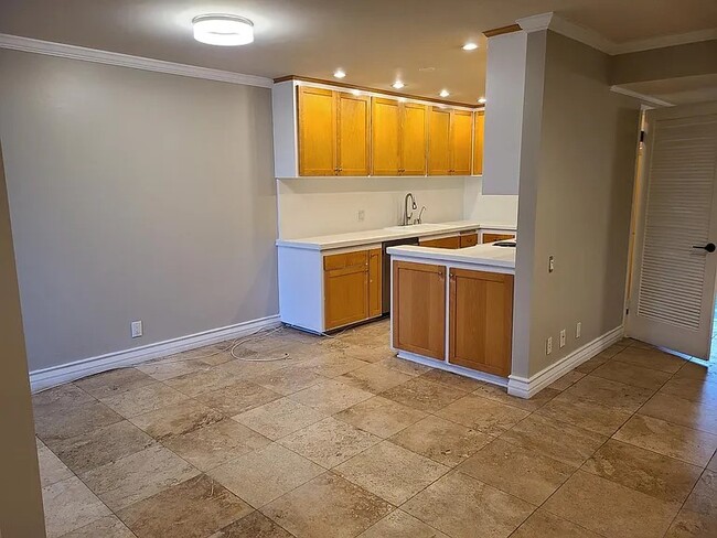 Photo - 5301 Balboa Blvd Condo Unit A2