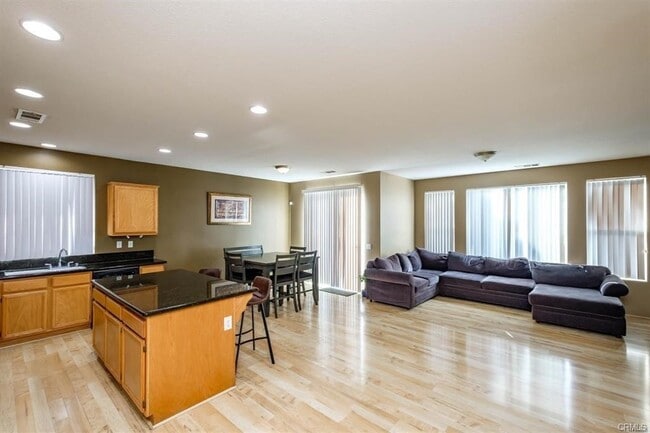 Photo - 12301 Luna Rd