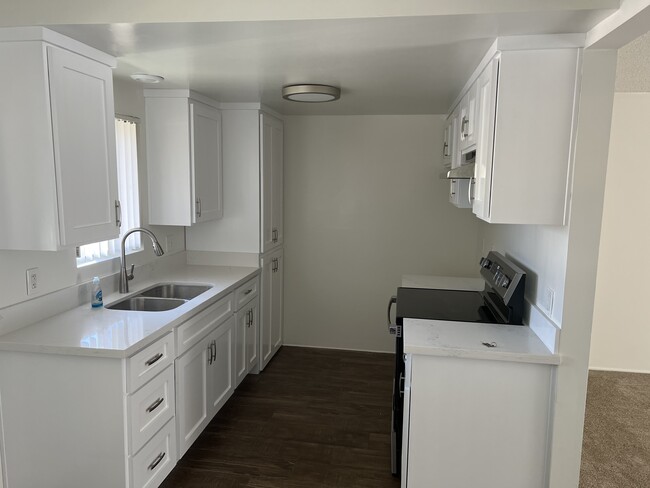 Photo - 1030 W 159th St Apartments Unit 5