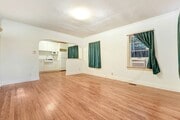 Photo - Charming Apartment in Venice Unit 706 6th Ave  A