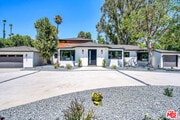 Photo - 19061 Wells Dr House