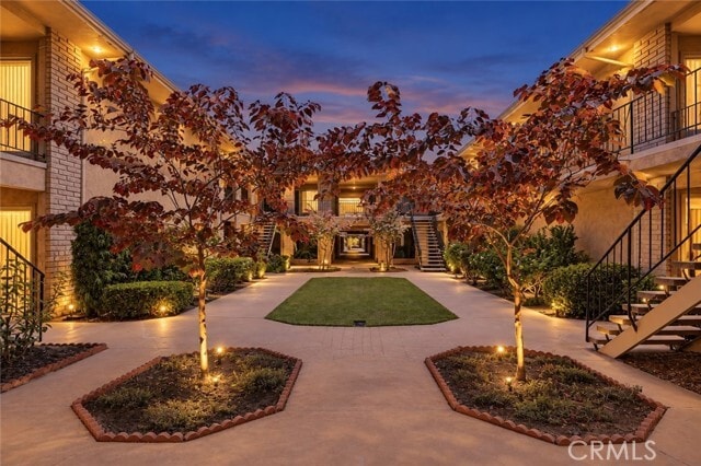 Photo - 620 W Huntington Dr