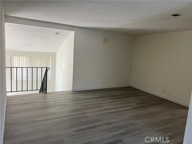 Photo - 221 Grayson Way