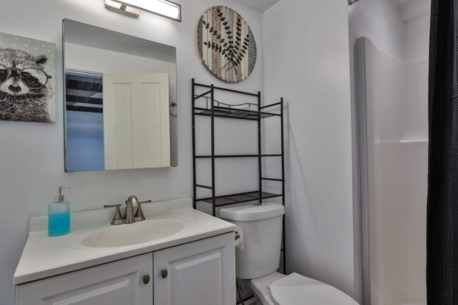 Photo - Small 2 bedroom 1 bath