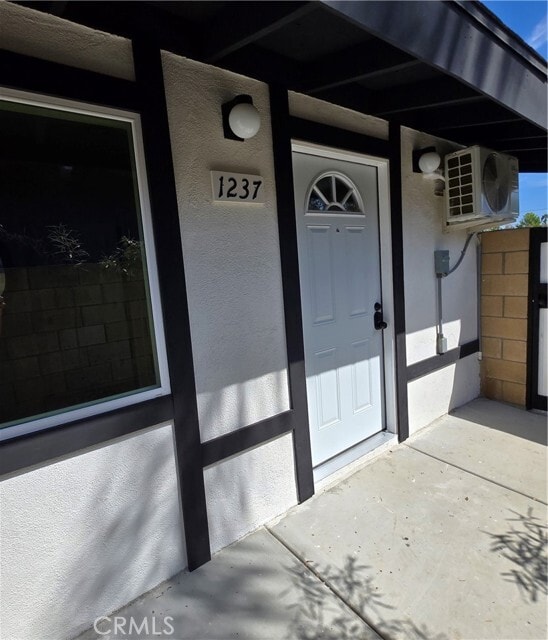 Photo - 1237 W Sycamore Ave