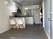 Photo - 128 W 9th St