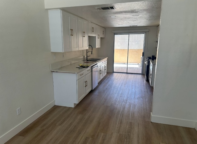 Photo - 15978 Muni Rd Unit 11