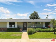 Photo - 526 N Emerald Dr