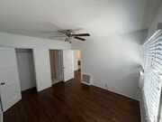 Photo - 124 N Beachwood Dr