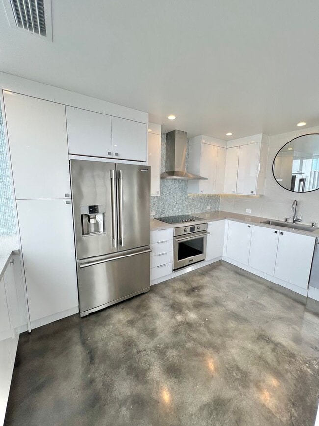 Photo - Private 16th-Floor Oceanview Residence with Belmont Pier Views Unit 1640