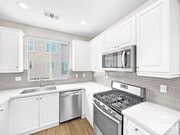 Photo - Beautiful 2B/2.5BA Townhouse. NEWER CONSTR...