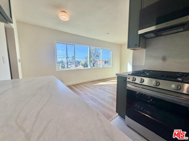 Photo - 16185 Sunset Blvd Unit 2