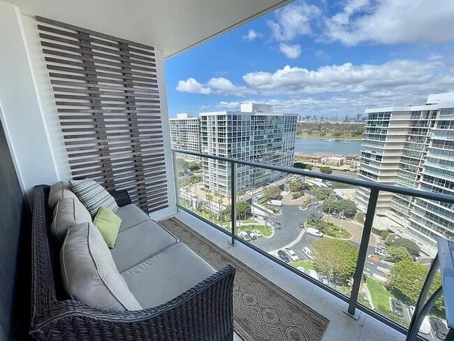 Photo - 1830 Avenida del Mundo Unit Coronado Condo