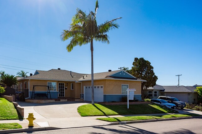 Building Photo - Upgraded Single Family Home in Allied Gardens!