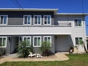 Front Yard Closeup View - 278 Ash Ave Unit 278