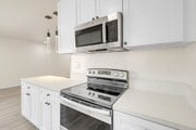 Photo - Spacious 1 Bedroom Apartments with Parking - Noho Arts District Unit #4