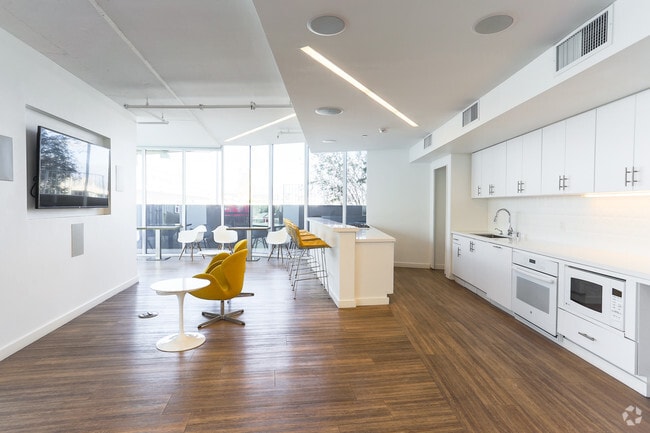 Photo - One Santa Fe