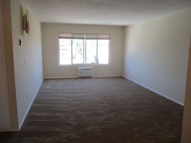 Photo - Desirable Park Blvd 1 Bdr 1 Ba 3rd Floor Condo in Hillcrest Unit 304
