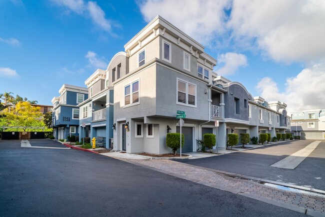 Photo - Perfect Location Unit close to everything!