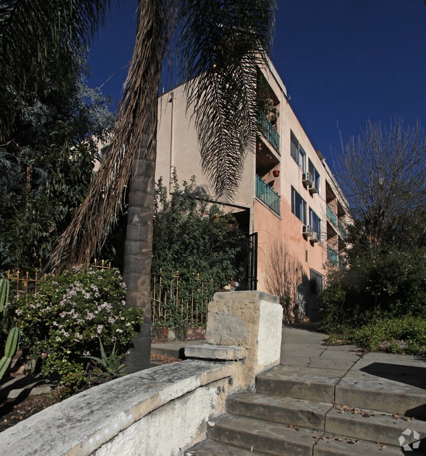 Photo - Woodside Apartments